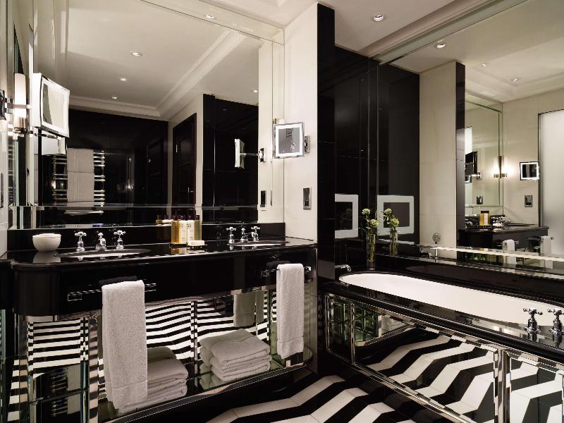 Corinthia London image