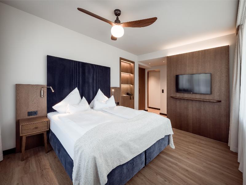 Krumers Alpin - Your Mountain Oasis image