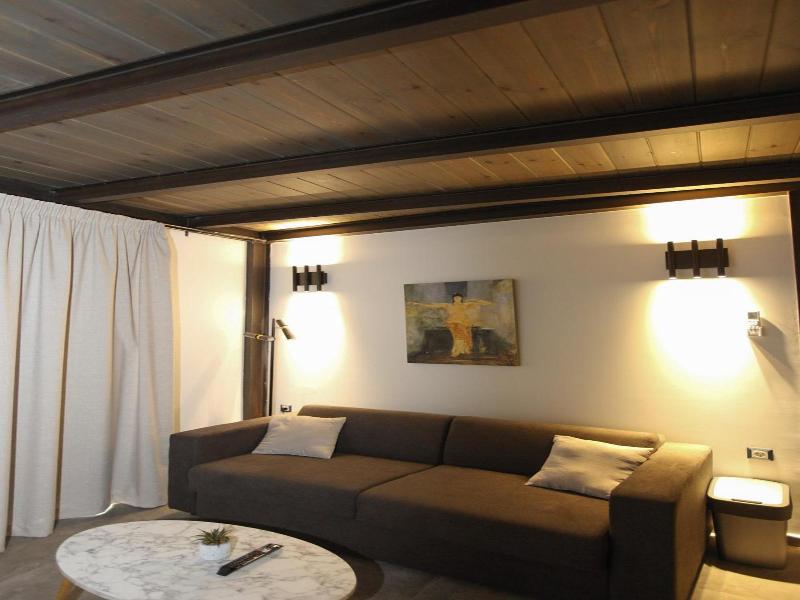 Medusa Hotel Apartments image
