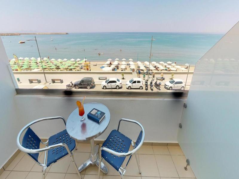 Medusa Hotel Apartments image