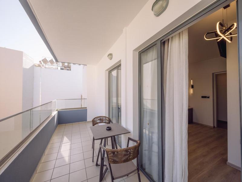 Medusa Hotel Apartments image