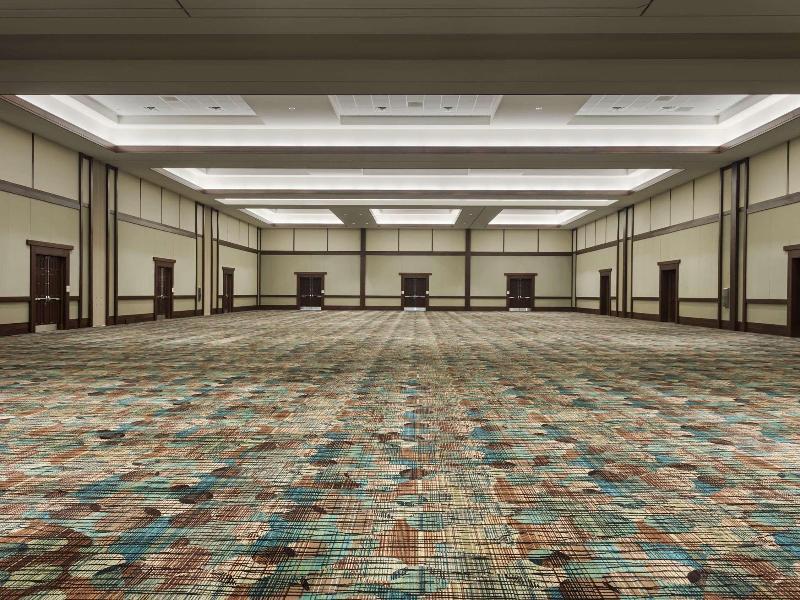 Embassy Suites by Hilton Orlando LBV South image