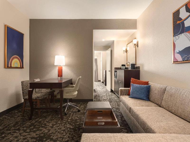 Embassy Suites by Hilton Orlando LBV South image