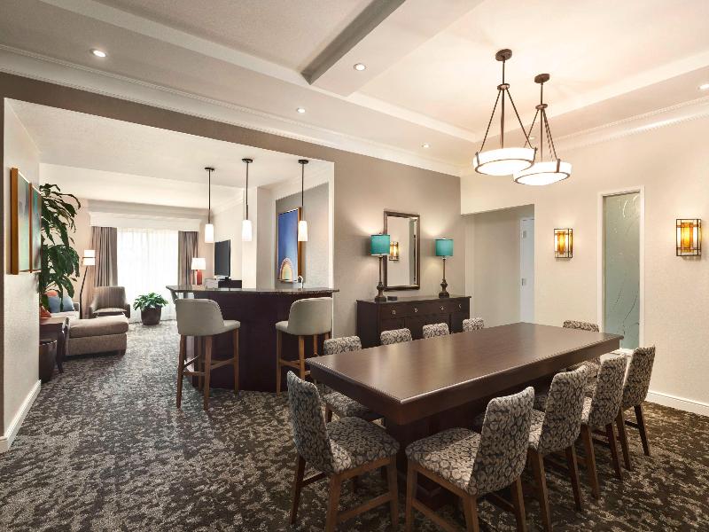 Embassy Suites by Hilton Orlando LBV South image