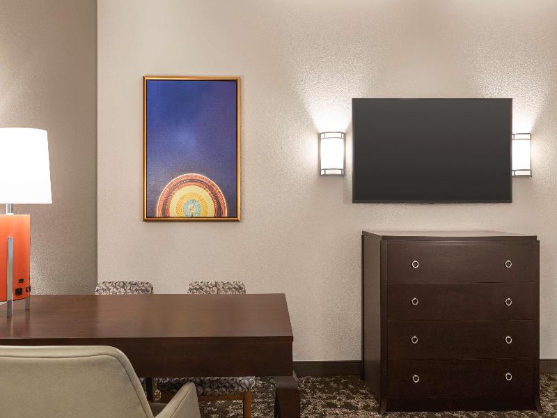 Embassy Suites by Hilton Orlando LBV South image
