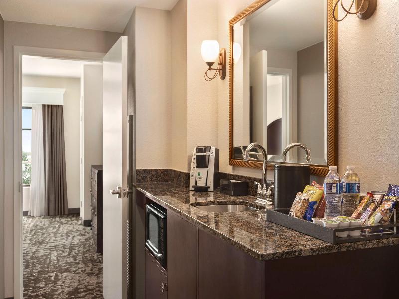 Embassy Suites by Hilton Orlando LBV South image