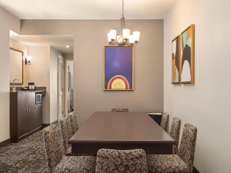 Embassy Suites by Hilton Orlando LBV South image