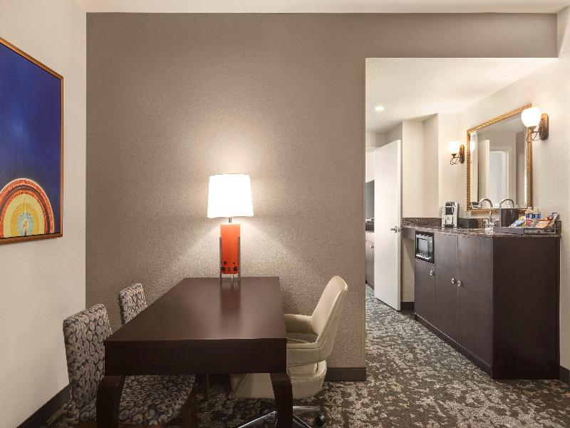 Embassy Suites by Hilton Orlando LBV South image