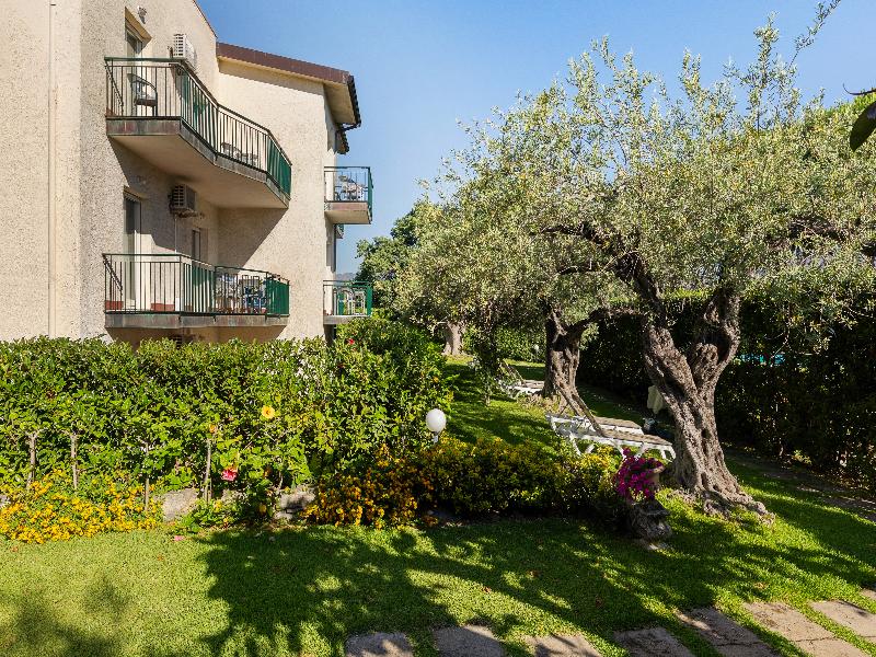 Villa Collina image