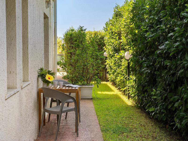 Villa Collina image