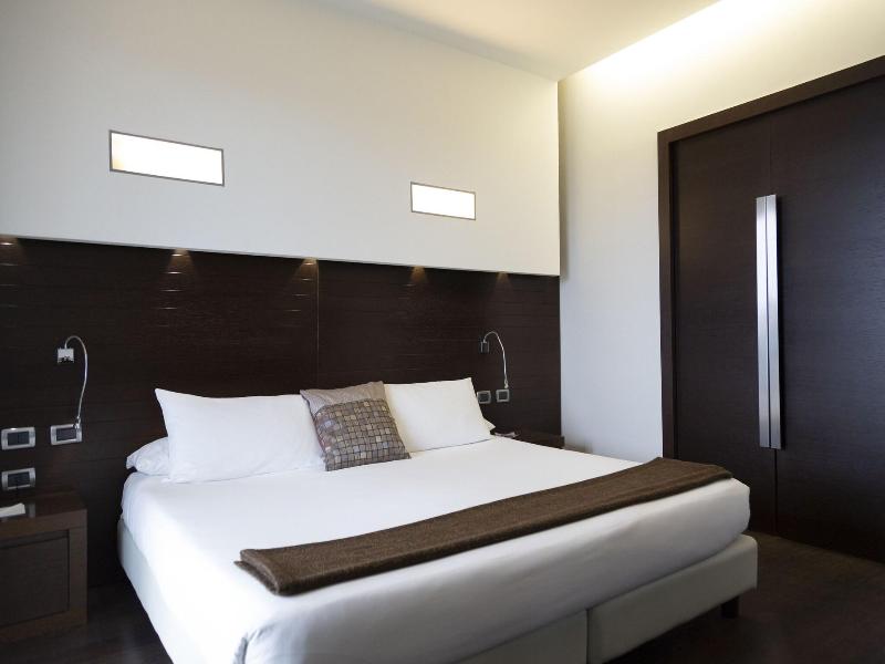 iH Hotels Pomezia Selene image