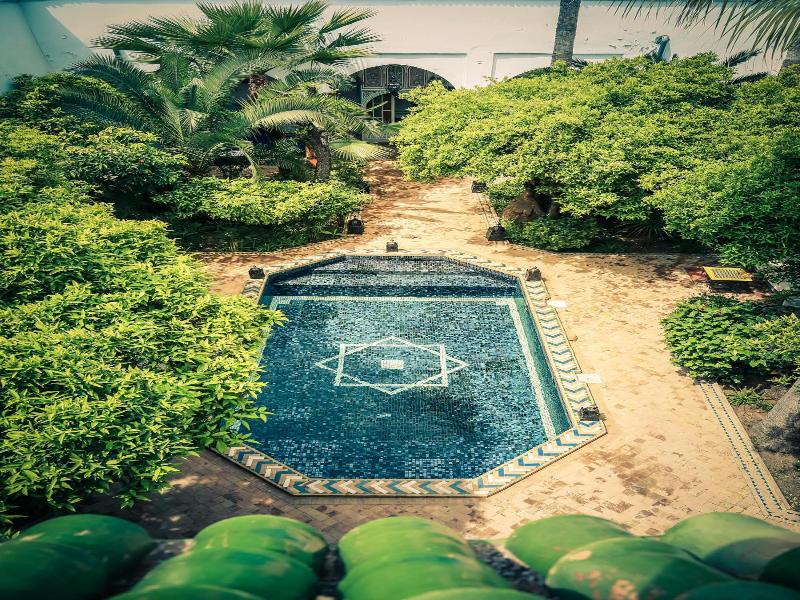 Riad Laila image