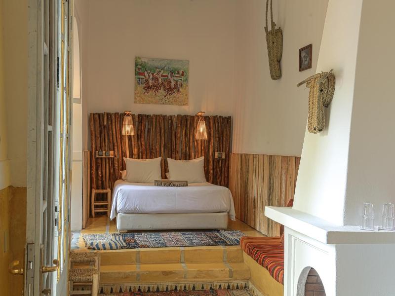 Riad Laila image