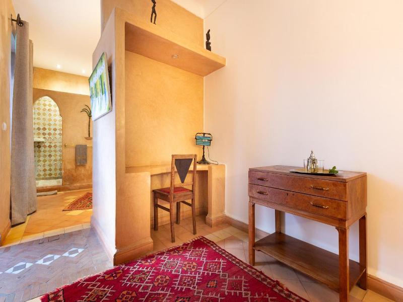Riad Laila image