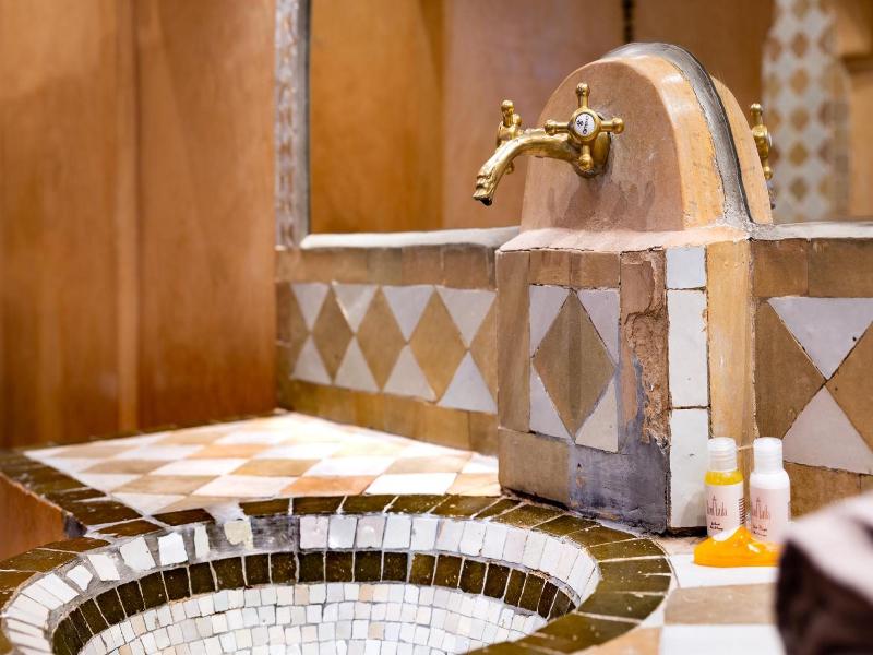 Riad Laila image