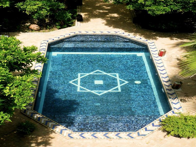 Riad Laila image