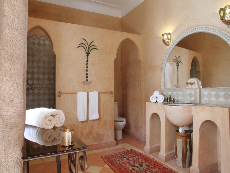 Riad Laila image