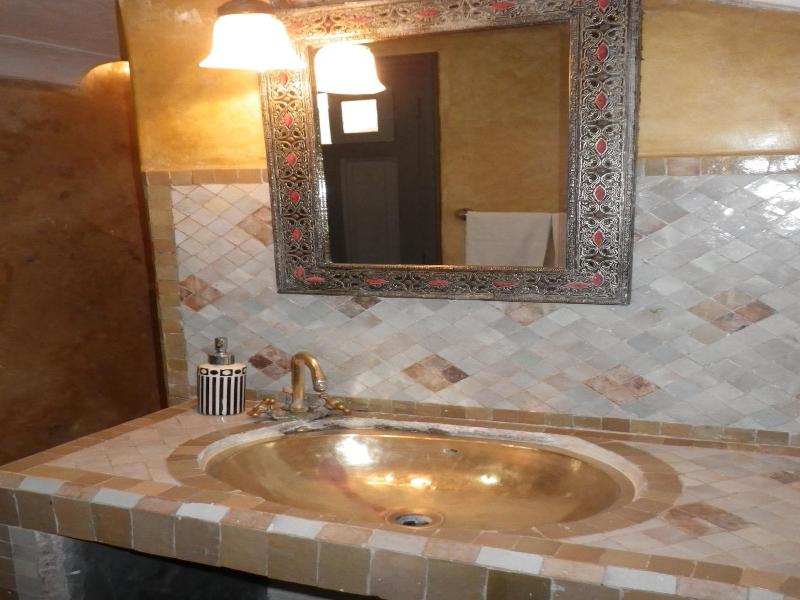 Riad Laila image