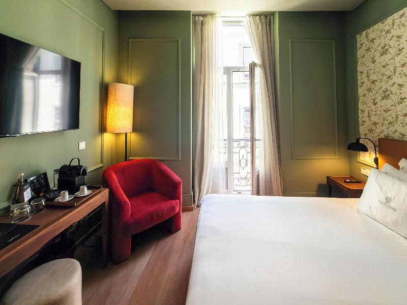 Lisboa Carmo Hotel image