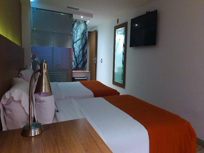 Bogota 100 Design Hotel image
