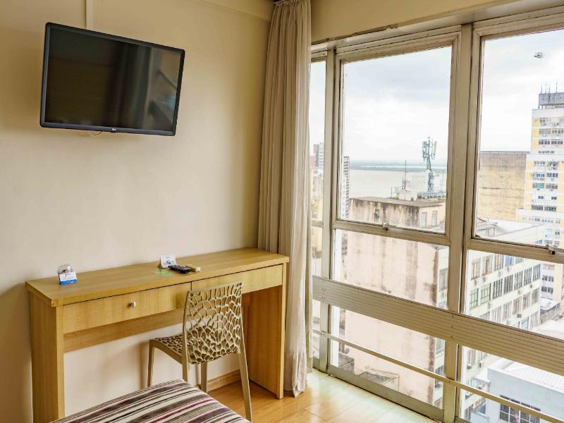 Hotel Dan Inn Express Porto Alegre by Nacional Inn image