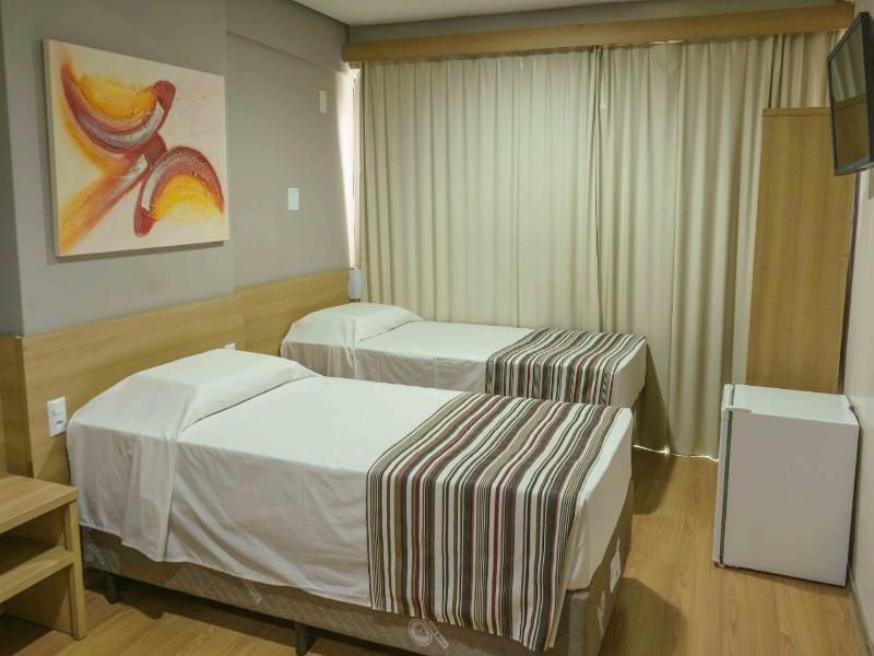 Hotel Dan Inn Express Porto Alegre by Nacional Inn image