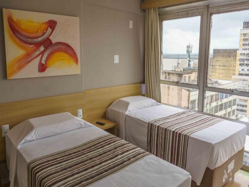 Hotel Dan Inn Express Porto Alegre by Nacional Inn image
