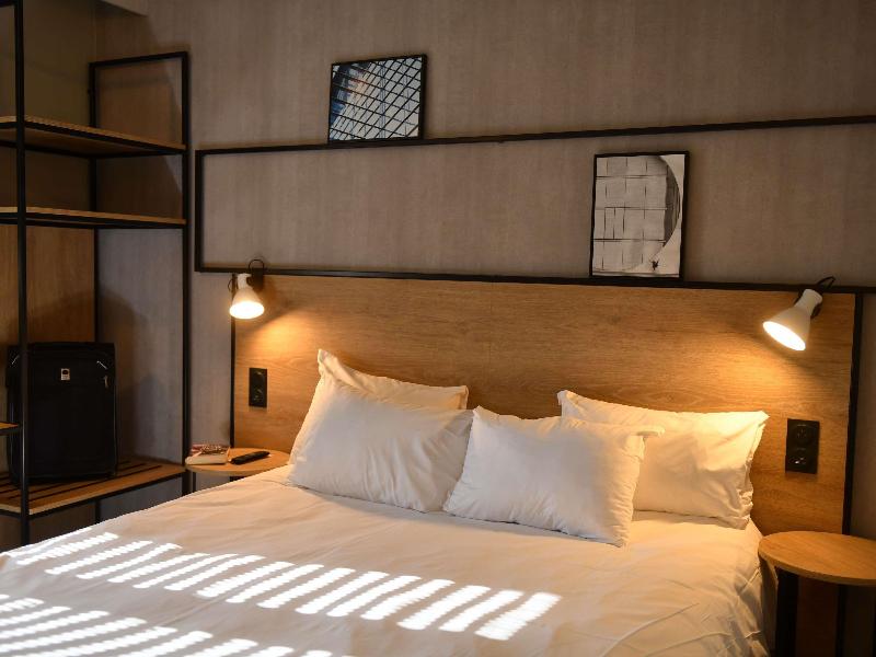 Ibis Chateauroux image