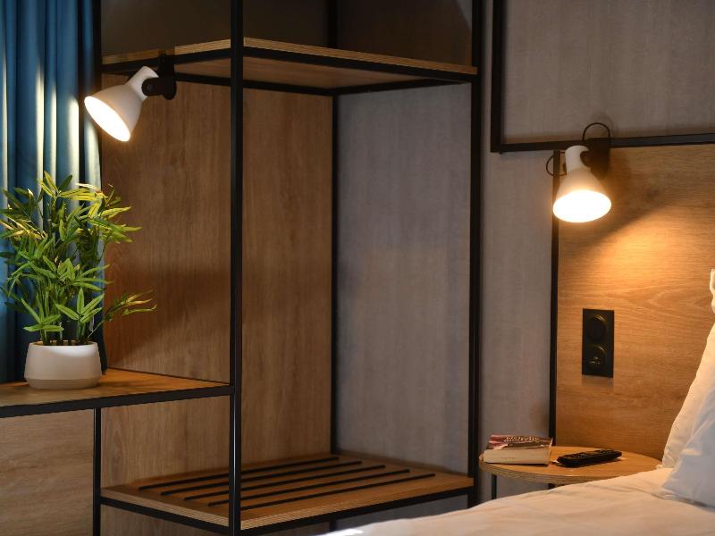 Ibis Chateauroux image