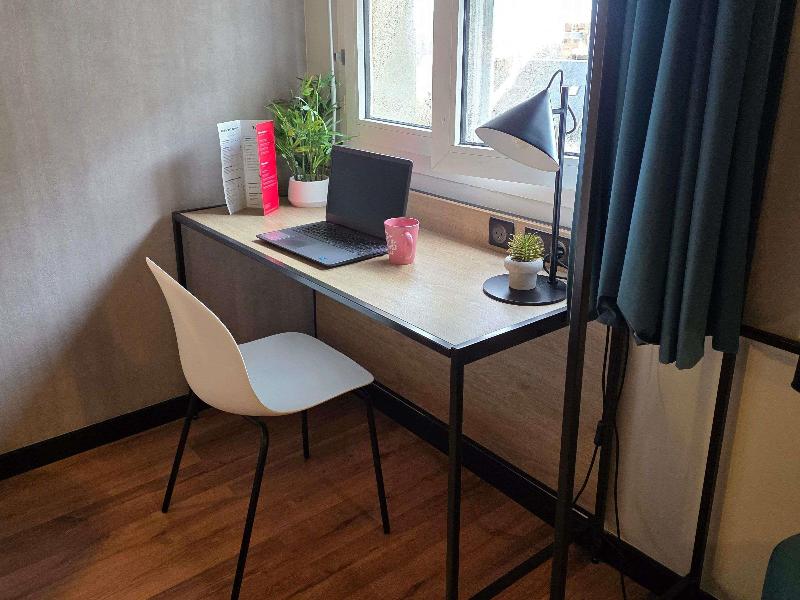 Ibis Chateauroux image
