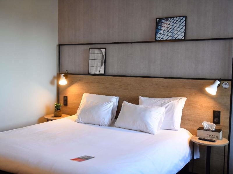 Ibis Chateauroux image