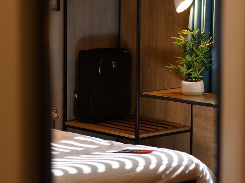 Ibis Chateauroux image
