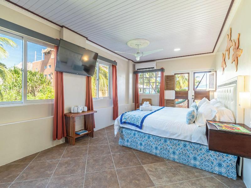 Island Magic Beach Resort image