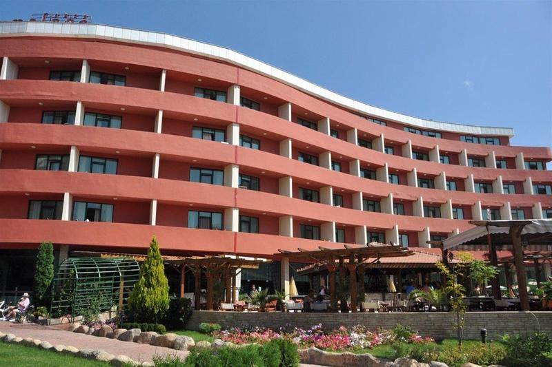 Hotel Mena Palace