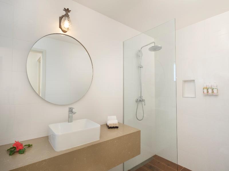Fiji Gateway Hotel image