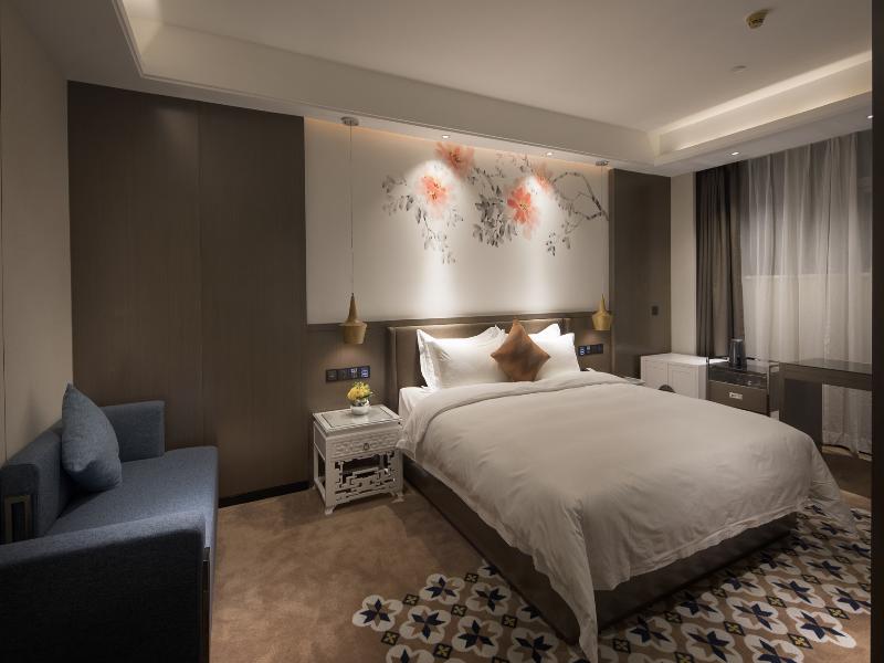 Paco Hotel Tianhe Zhucun Metro Guangzhou image