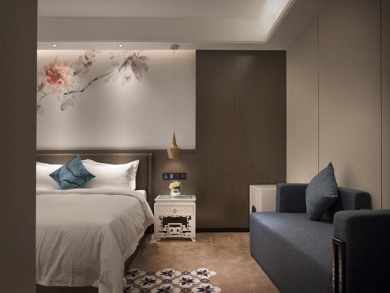 Paco Hotel Tianhe Zhucun Metro Guangzhou image