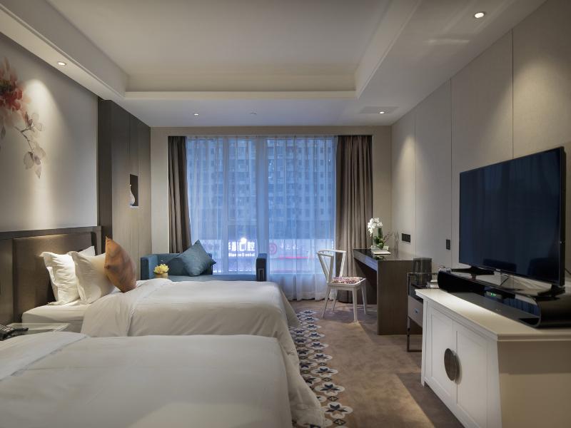 Paco Hotel Tianhe Zhucun Metro Guangzhou image