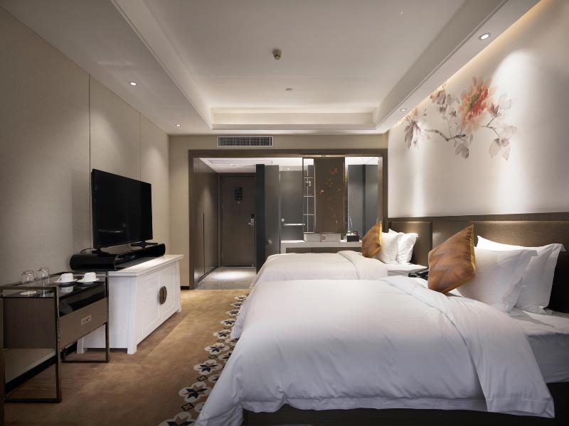Paco Hotel Tianhe Zhucun Metro Guangzhou image