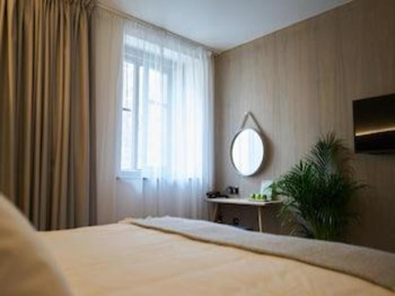 Rabble Hotel image