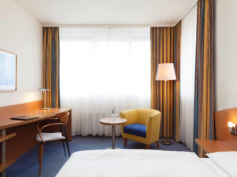 Vienna House By Wyndham Baltic Stralsund image