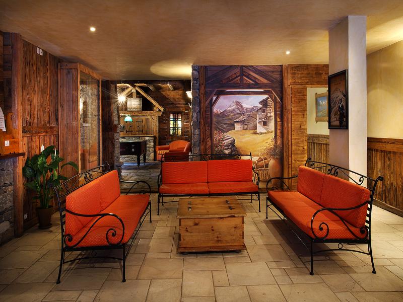 Arolles Residence image