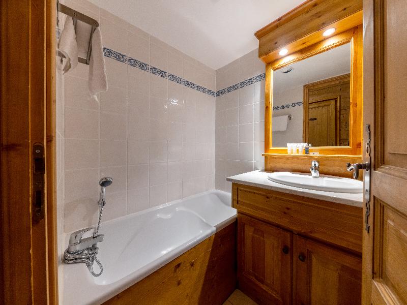 Arolles Residence image