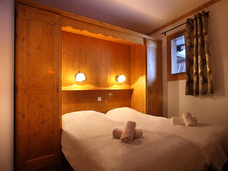 Arolles Residence image