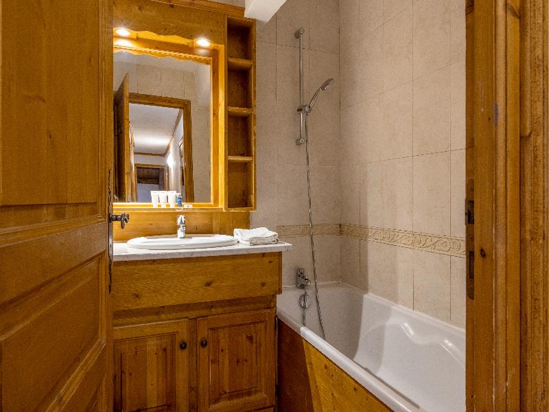 Arolles Residence image