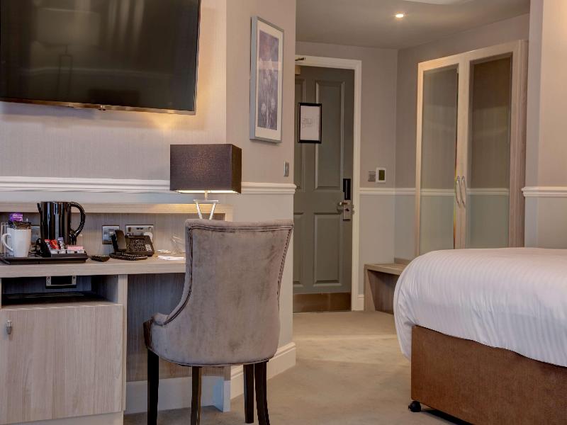 Best Western Plus Kenwick Park Hotel image