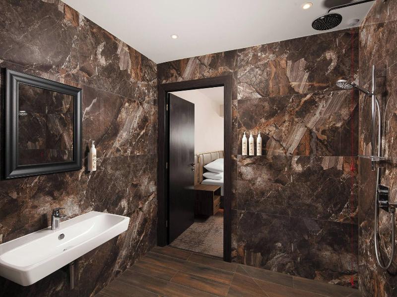 Marks Tey Hotel, Sure Hotel Collection by Best W. image