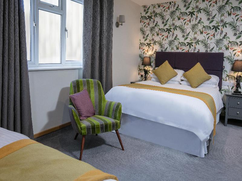 Best Western The Compass Inn image