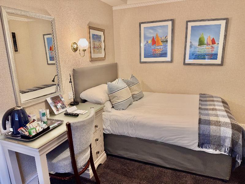Beachcroft Hotel, BW Signature Collection image
