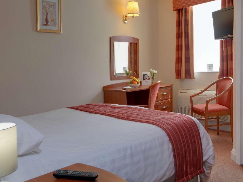 Best Western Claydon Hotel image